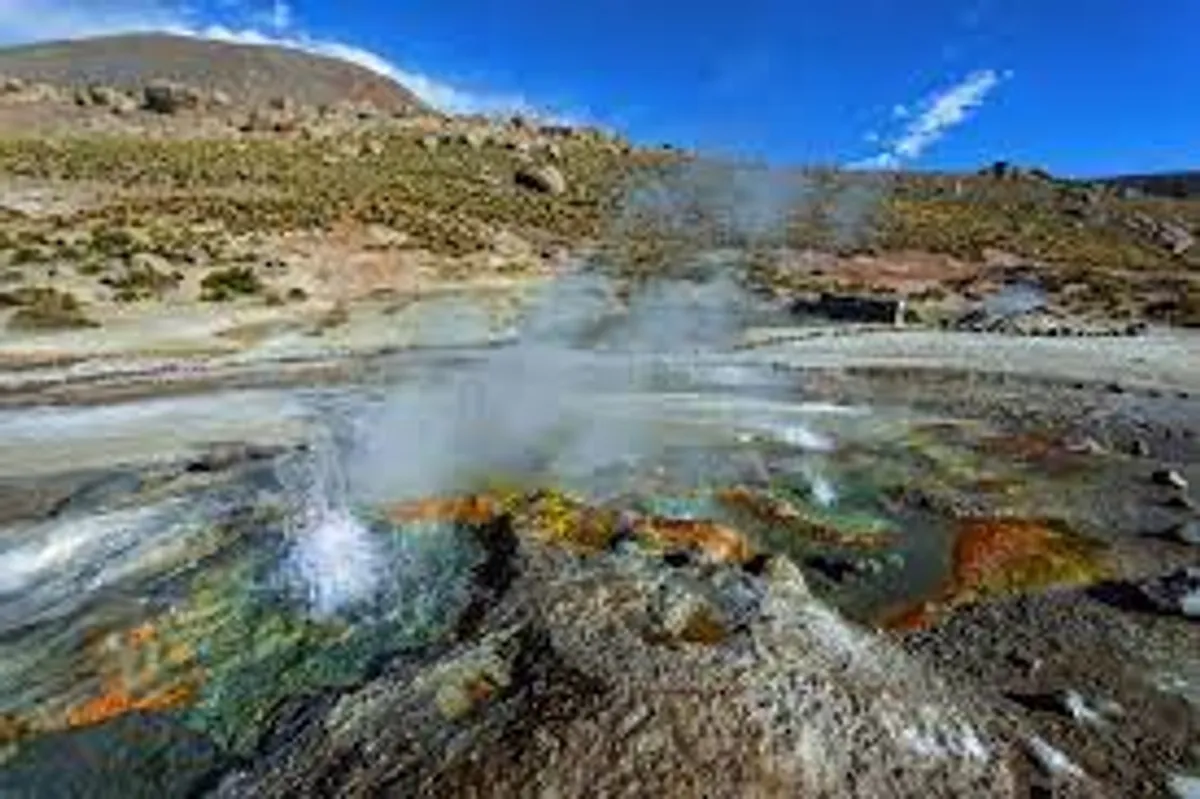 San Pedro de Atacama (2400 m) – El Tatio gejzírmező (4300 m)