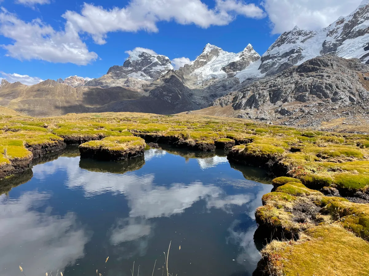 Quartelhuai (4200 m) – Punta Cacana-hágó (4700 m) – Laguna Mitucocha (4220 m)