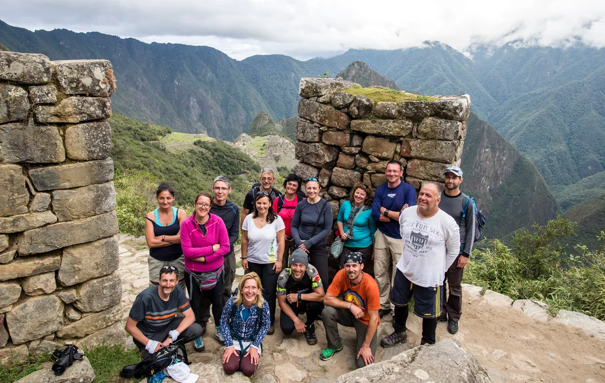 Inka Ösvény: Chaquicocha (3680 M) – Phuyupatamarka (3700 M) – Wiñay Wayna (2650 M)