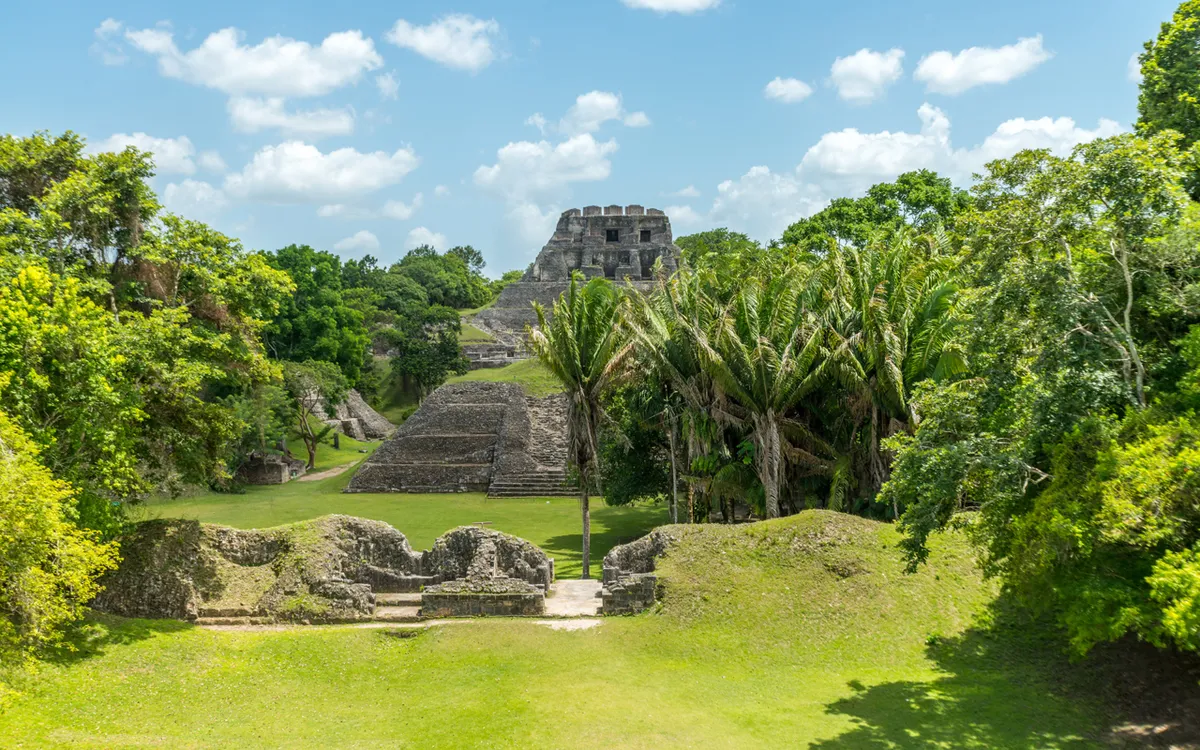 San Ignacio – Cahal Pech Régészeti Park – Xunantunich Régészeti Park