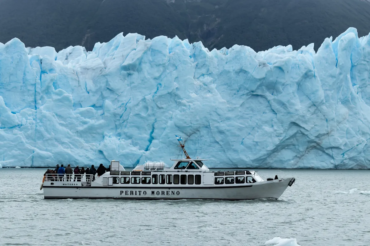 El Calafate –  Upsala gleccser sétahajózás – Estancia Cristina