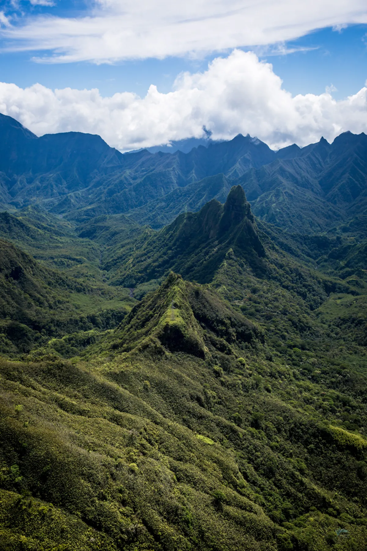 Tahiti sziget – Papeete –  szigetkörút – tengerpart, strandolás
