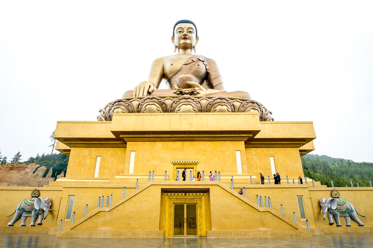 Bhután: Paro – Thimpu – Világbéke Buddha szobor – Takin Rezervátum – Nemzeti Emlék Csorten