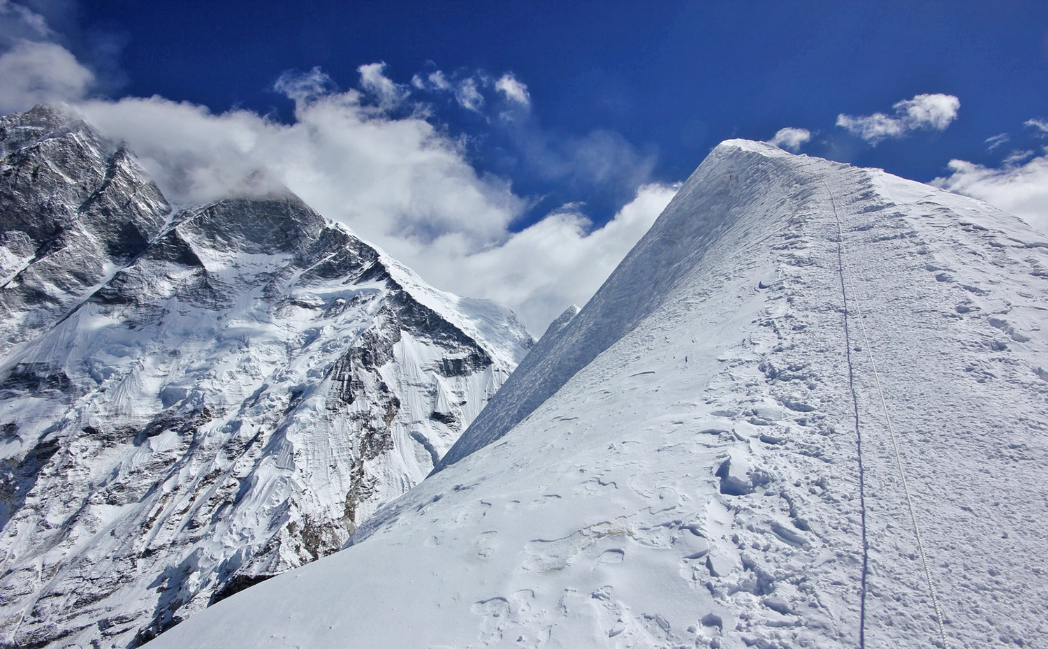 Island Peak (6189 m) hegymászó túra – Nepál