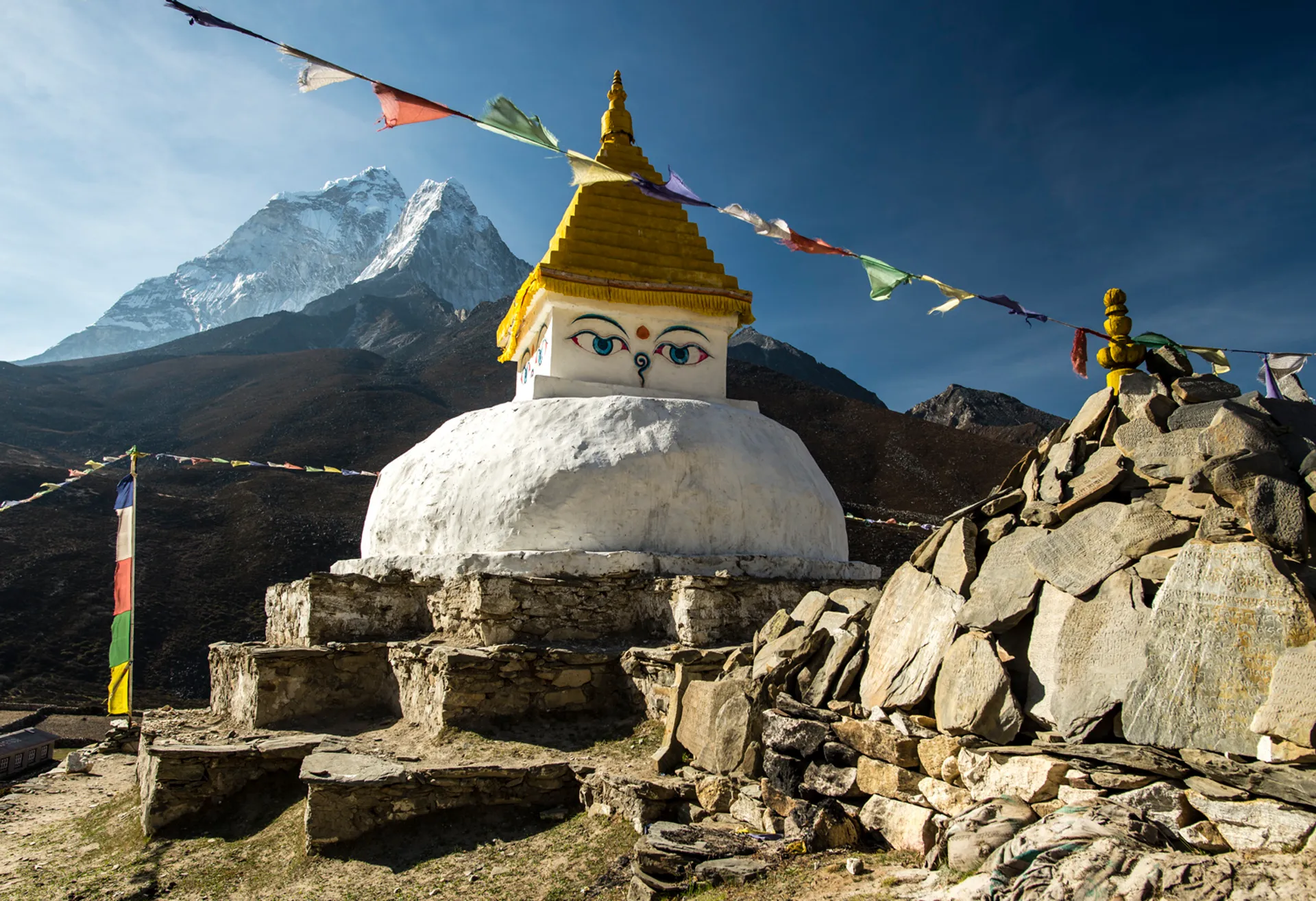 Mesék a Mount Everest alaptábor túráról – 4. rész: A serpa év