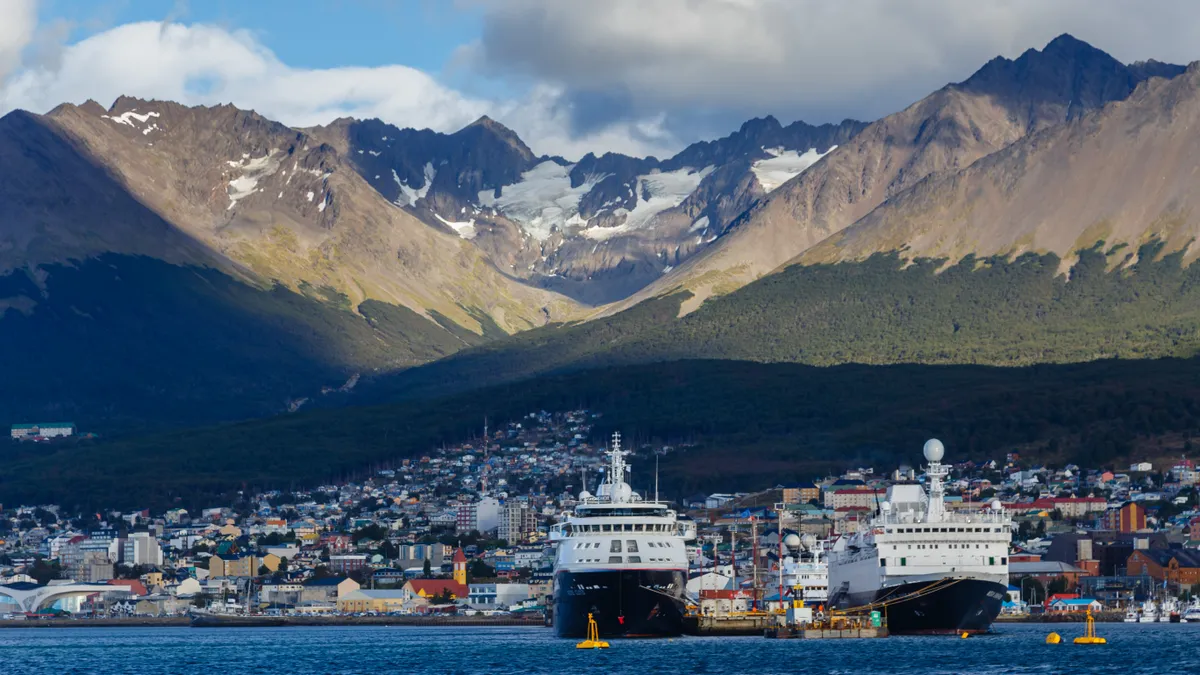 Buenos Aires – Ushuaia – Martial-hegy