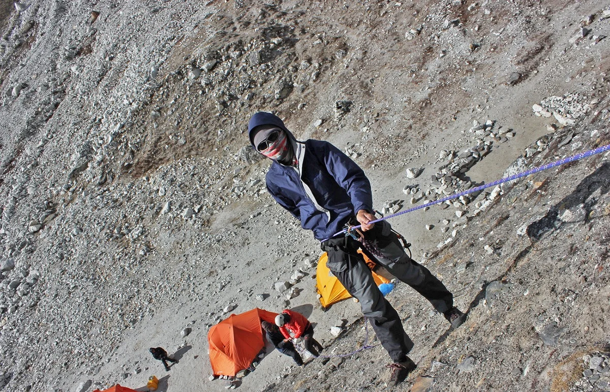 Chukung (4750 m) – Island Peak alaptábor (5150 m)