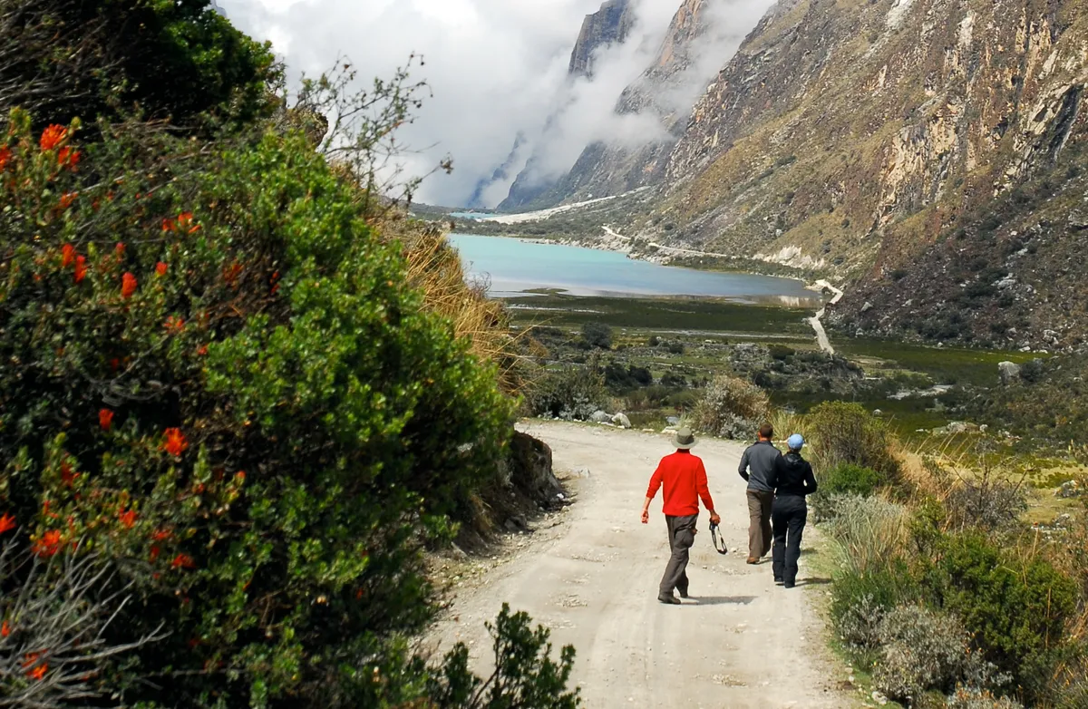 Llanganuco-gleccsertavak (3863 m) – Vaqueria (3700 m) – Paria (3850 m) 