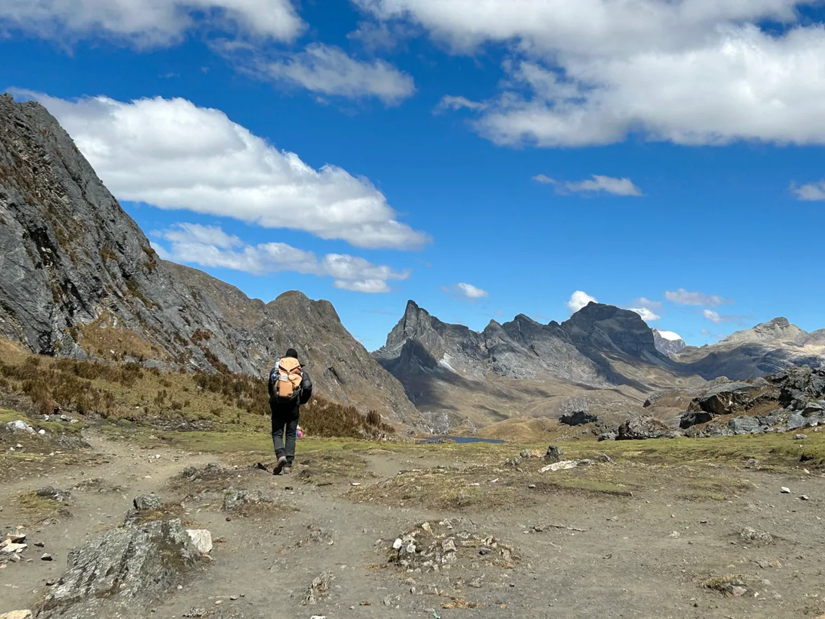 Llamac (3200 m) – Quartelhuai (4200 m)