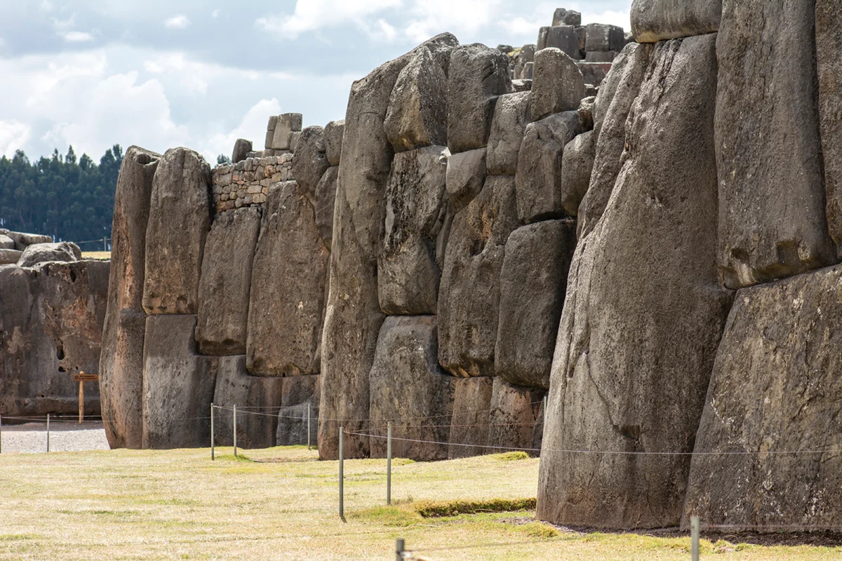 A Szent Völgy inka kori emlékei: Quenco – Puka Pukara –  Sacsayhuaman (3600 m)  – Cusco (3400 m)