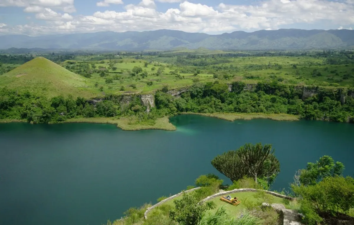 Queen Elizabeth Nemzeti Park – Mgahinga Gorilla Nemzeti Park