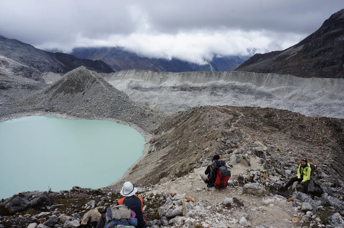 Pisco alaptábor (4600 m) – Morena-tábor (4900 m)