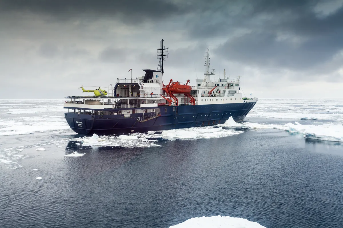 Spitzbergák: Longyearbyen – Grönlandi-tenger